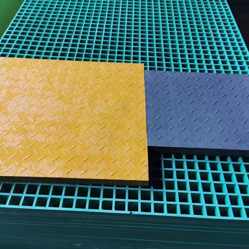 Heavy-Duty Fiberglass Drainage Grating