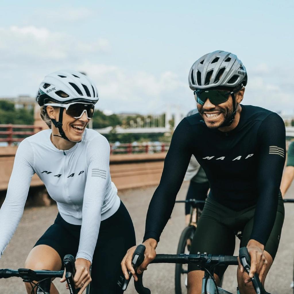 Kask MOJITO 3 BICOLOR S S/W