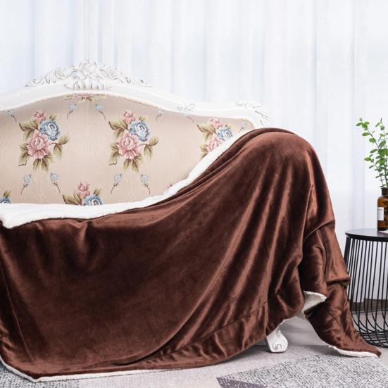Flannel Blanket Thickened Double Layer Comfortable Touch Blanket Elastic Edge Winter Warm Plush Sofa Throw Blanket