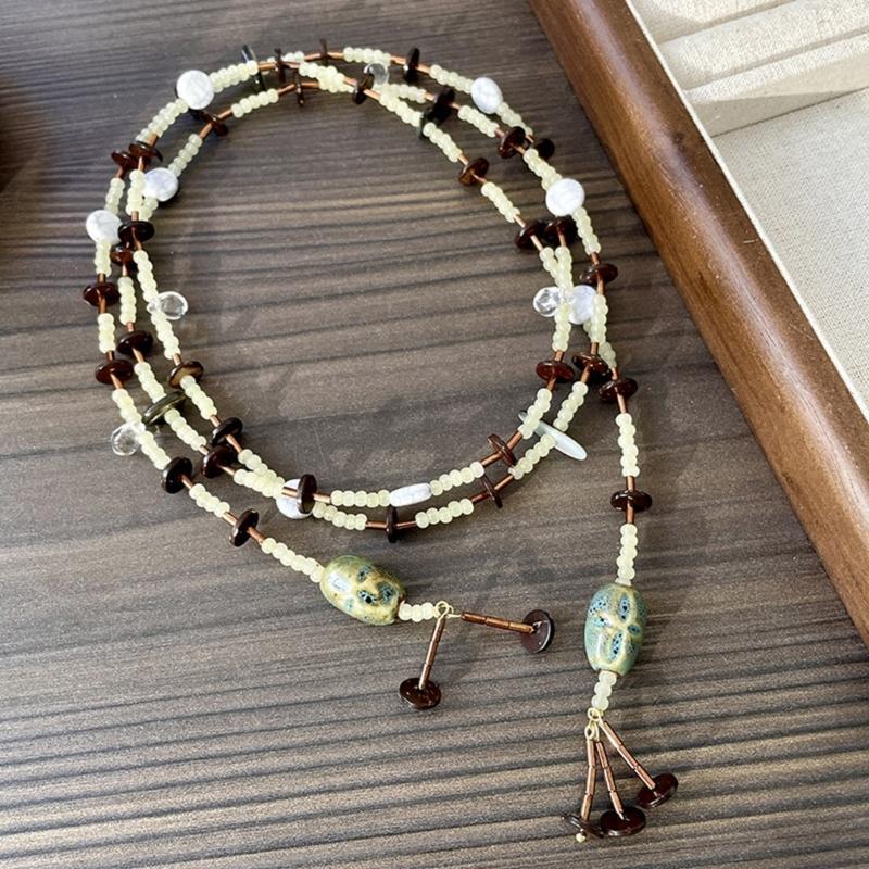 Vintage Inspired Collarbone Chain Colorful Beaded Necklace with Unique Designing for Everyday and Special Occasion