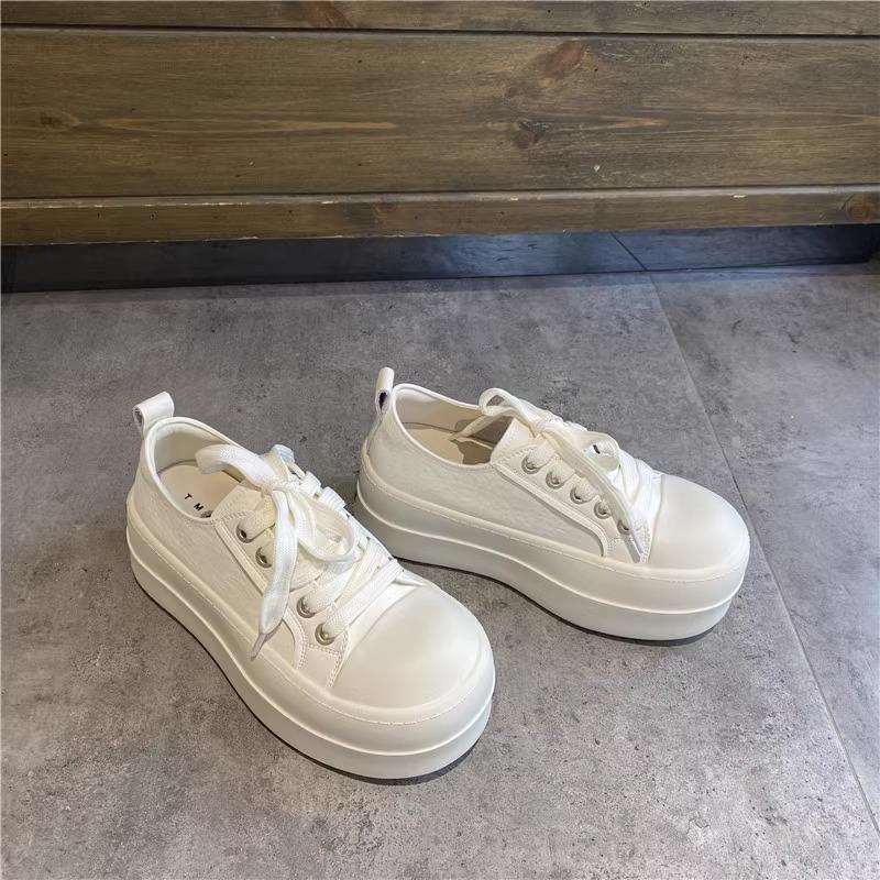 thick-soled muffin little white shoes women's 2025 spring and autumn new versatile height-increasing casual sports board shoes bread shoes single