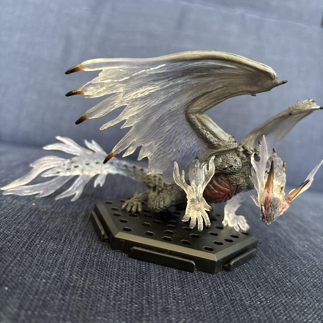 

[USED] Monster Hunter Standard Model Critical Xeno jiiva Figure