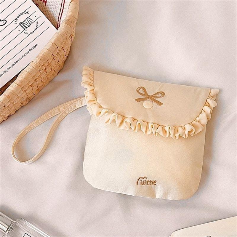 Sanitary Napkin Storage Pouch Stylish Milk Fleece Construction Spacious Interior Holder For Cosmetics Small Items