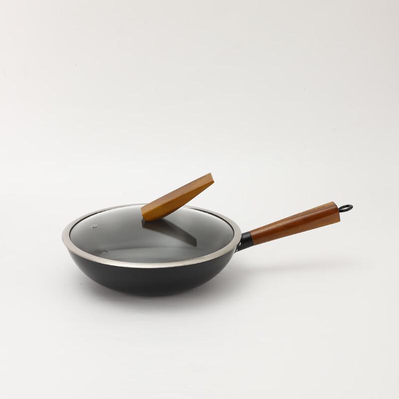 

SanJiaoLong 32cm Beechwood Handle Non-Stick Iron Wok with Standable Lid