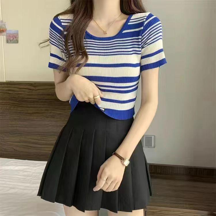 

Women s Summer 2025 Striped Short-Sleeve Slim Knit Top Large
