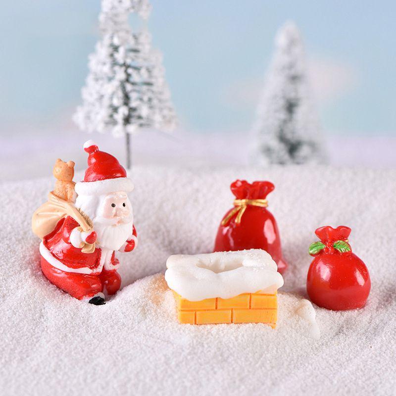 Adorable Mini Christmas Ornaments Featuring Resin Santa And Snowman Micro Landscapes