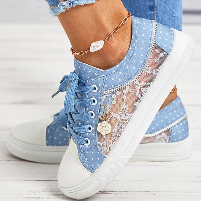 

Универсальный нишевый дизайн элегантные ветропродуваемые сетчатые туфли на плоской подошве с отверстиями женские большого размера повседневные кеды 43 светло-синий