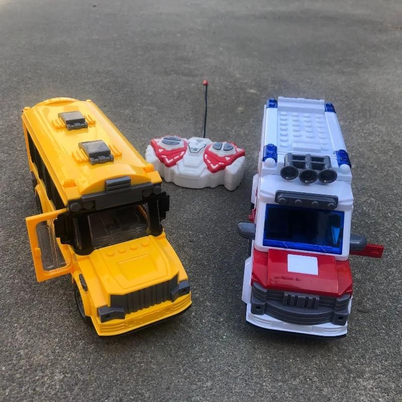 1:30 Kids Remote Control School Bus Ambulance Car Toys Children Wireless Electric Simulation Rc Cars Model With Lights Boys Gift