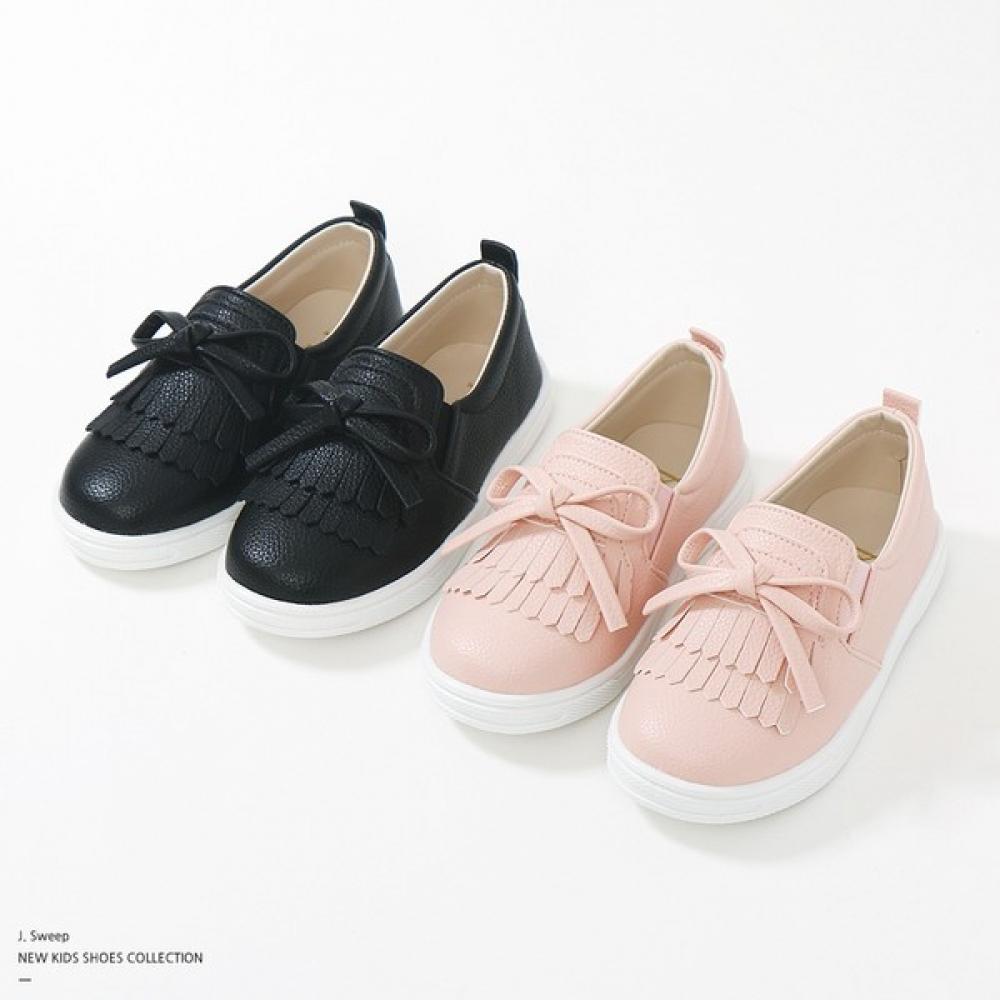 Levisfoot Moabi RibbOn Fringe Kids Slip On