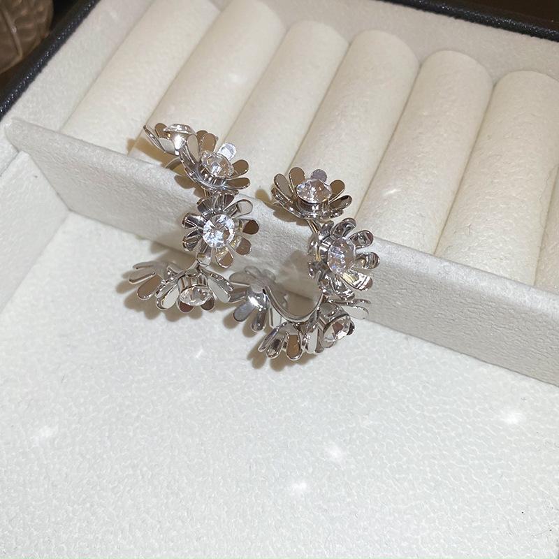 European and American simple love circle earrings fashionable versatile geometric ear buckles earrings earrings women