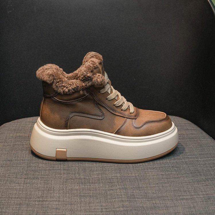 Winter velvet high-top little white shoes women's 2025 new popular versatile platform casual shoes round head sports board shoes tide