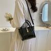 Chic Casual Women's Pvc Jelly Bag Versatile Transparent Crossbody Purse For Summer