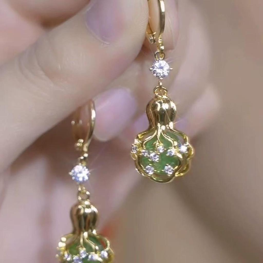 Korean-Style Elegant Rhinestone Ball Earrings - Versatile, Fashionable, and Ultra-Shiny Design.