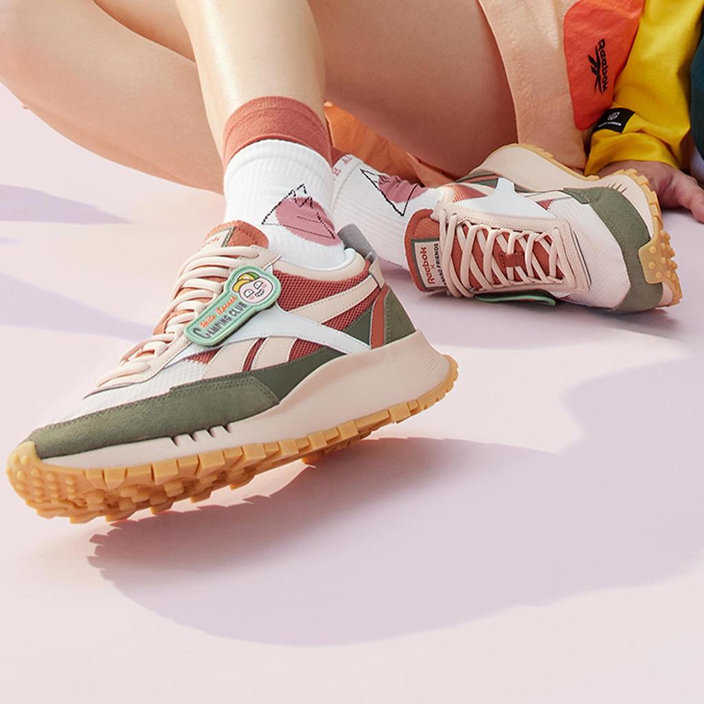 Kakao Friends x Reebok Classic Legacy Comfort Wear-Resistant Low-Top Daily Casual Shoes, Unisex Warm Beige GZ6150