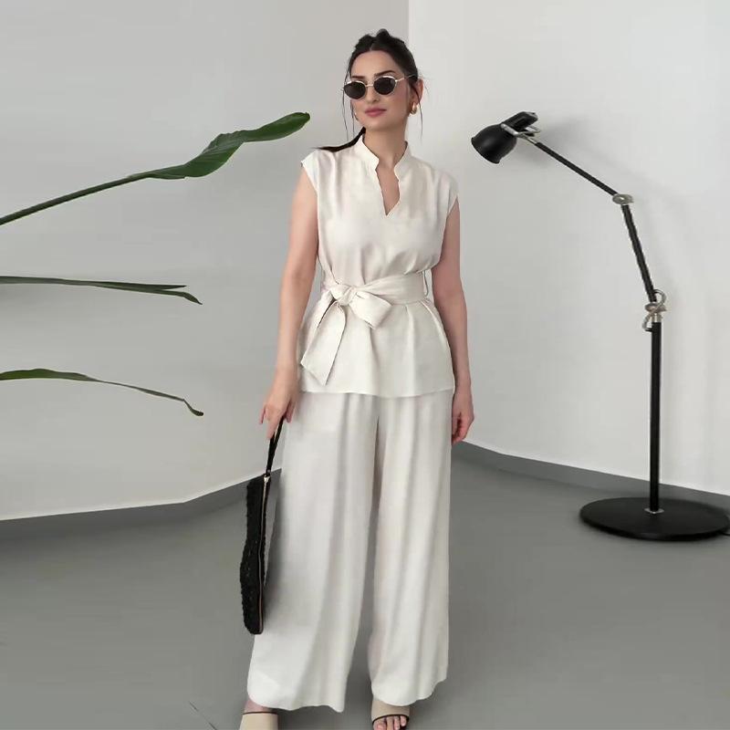 

Летний женский однотонный комплект без рукавов: жилет и брюки широкого кроя XS белый