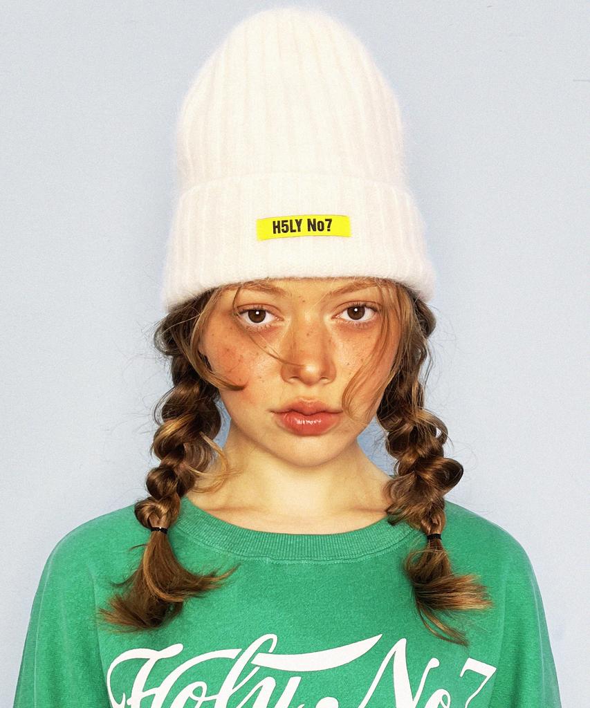 HOLYNUMBER7 Marshmallow Angora Beanie_White