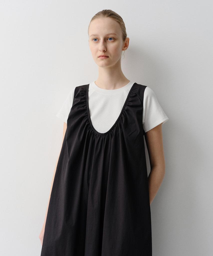 Ia Thea Shirring Maxi Dress (Black)