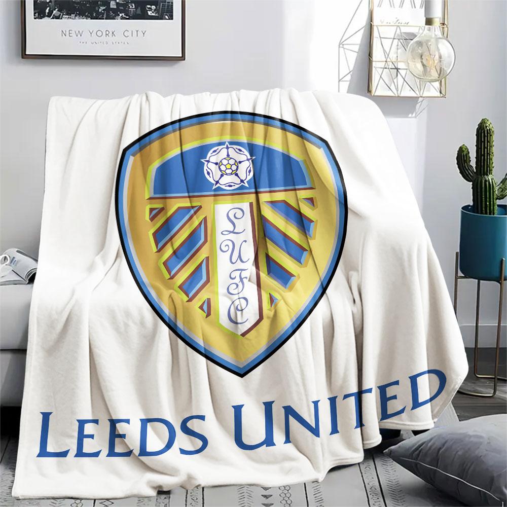 Leeds United AFC Printed Flannel Blanket, soft throw for bedroom sofa, washable,soccer fan merchandise, great gift. 80cm x 120cm