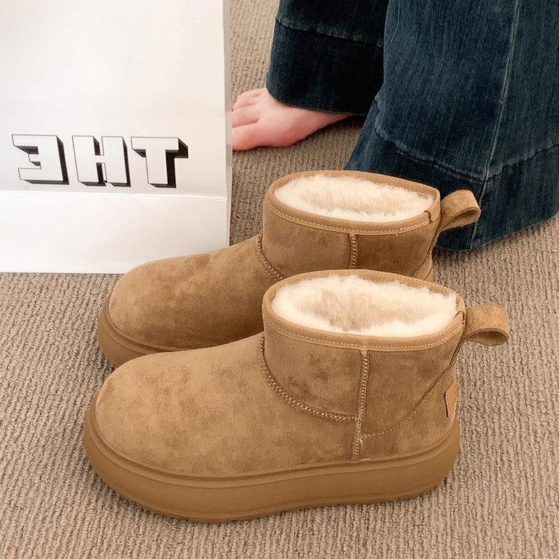 Thick-soled snow boots women's real fur integrated new winter women's shoes piled and thickened warm cotton shoes