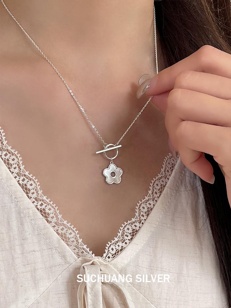 S925 Sterling Silver Plum Blossom Necklace with Mother-of-Pearl Clasp – Sweet Flower Style