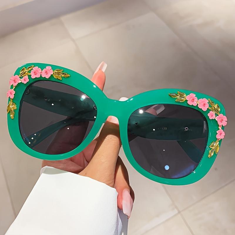 Vintage Cat Eye Fashion Glasses with Flower Decor Chic Luxury for Women Trendy Unisex Eyewear High Quality Hot