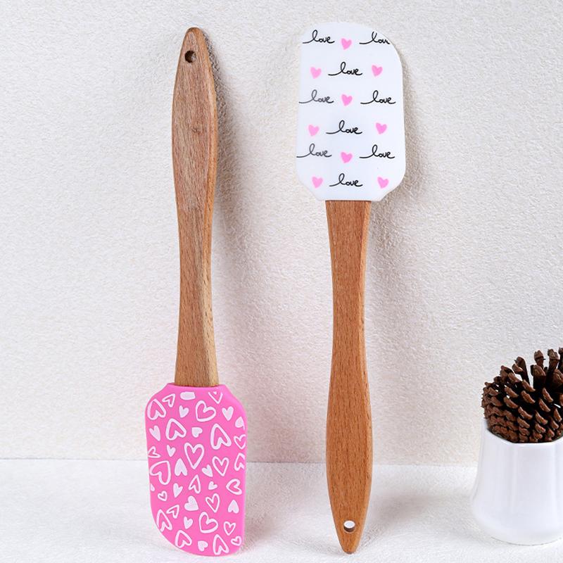 Valentine'S Day Gift Silicone Turner Set, Sweet Heart Pattern Turner With Wooden Handle, Wedding Valentine Dinner, 6 Pieces