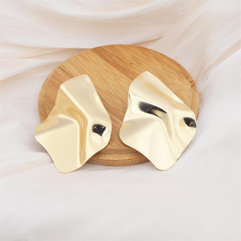 New Exaggerated Irregular Metal Piece Dangle Earrings for Women Uneven Folded Gold Color Metal Hanging Earrings brincos