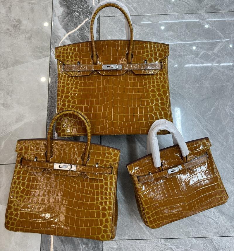 

Glossy patent leather alligator leather 25-30CM women s bag 25CM