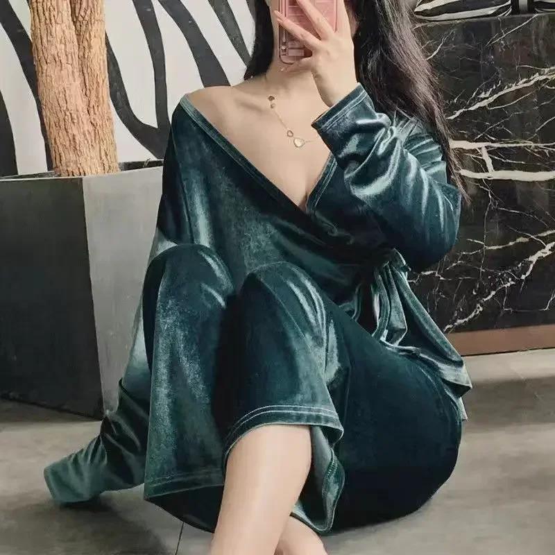 New Style Canary Velvet Sleeve Home Wear Two-piece Pajamas for Women Spring, Autumn and Winter