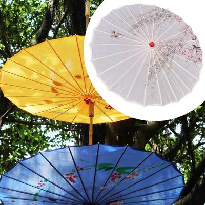 Čínský deštník z naolejovaného papíru dekorace