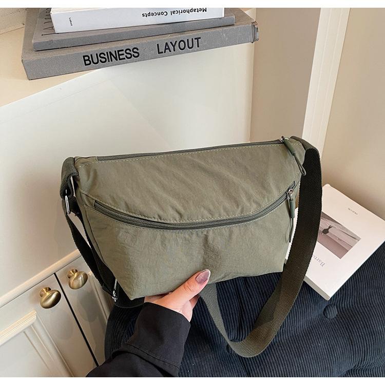 New Cloth Bag Women's Simple Solid Color Shoulder Bag Large Capacity Fashion Leisure Going Out Messenger Bag