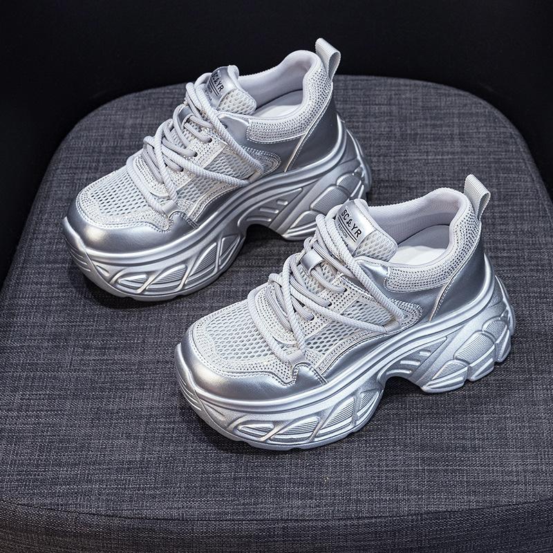 Daddy shoes women 2025 new thick sole height increase 9cm Internet celebrity same casual versatile fashion Feng Shui diamond women's shoes