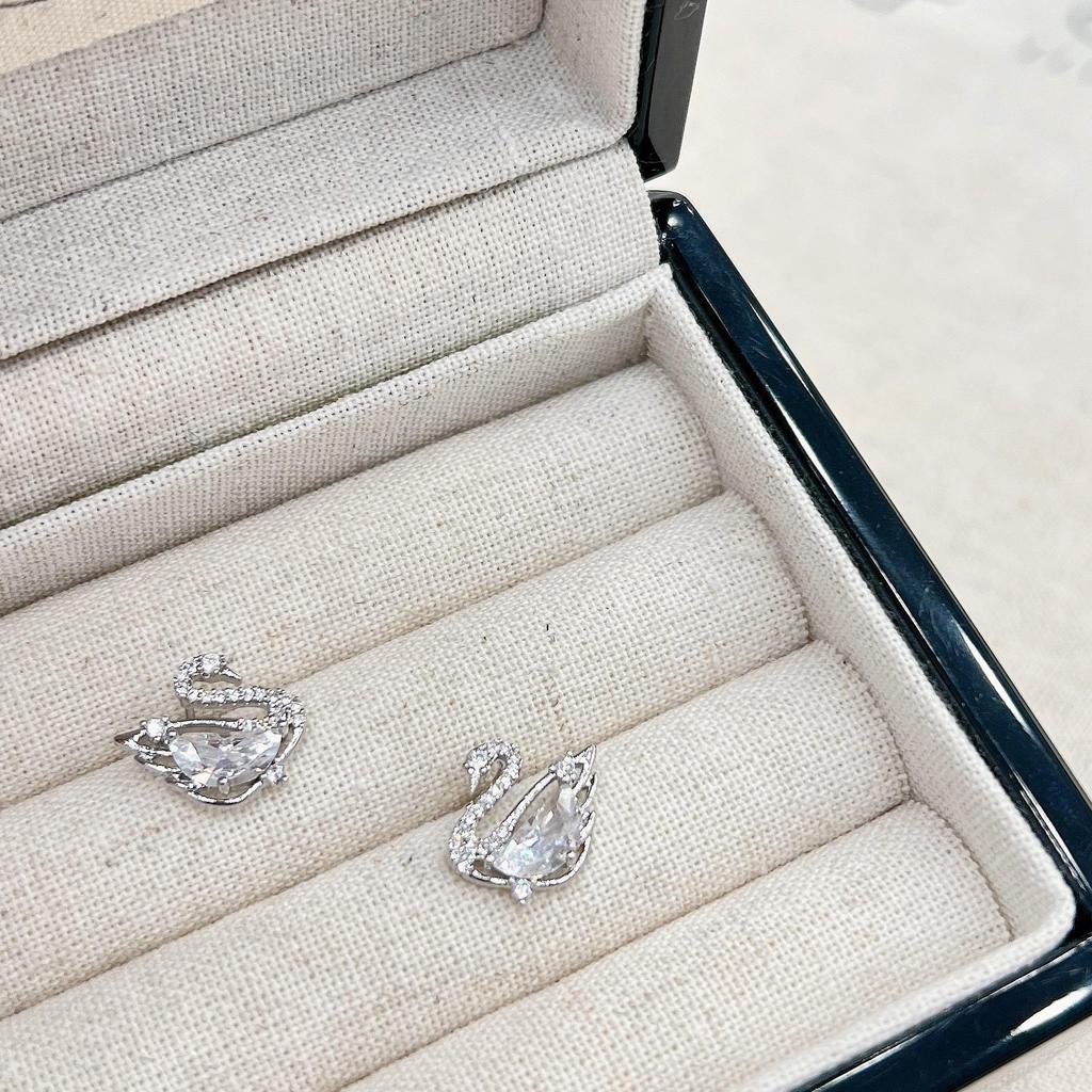 2024 French-Style Small Diamond Swan Earrings: Exquisite, High-End Fashion for Women