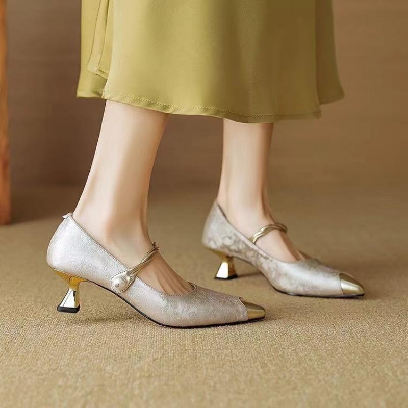 Fashion Solid Med Heel Sandals for Women New Hot Sale Summer One-line Buckle Ladies Shoes Baotou Thin Heels Women's Sandals