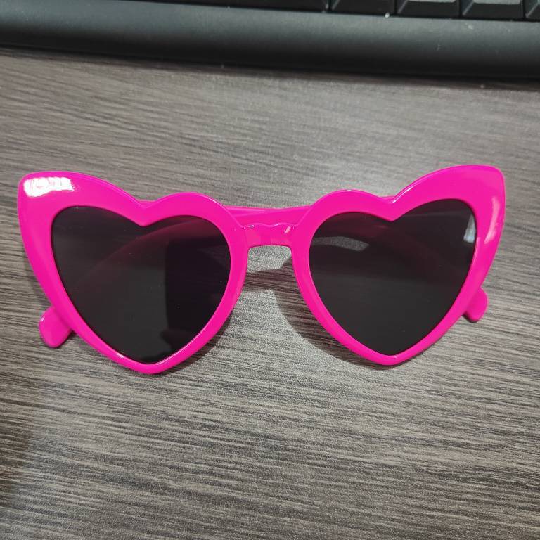 Love Women Sunglasses Cute Heart Sunglasses Trendy Big Peach Heart Sunglasses