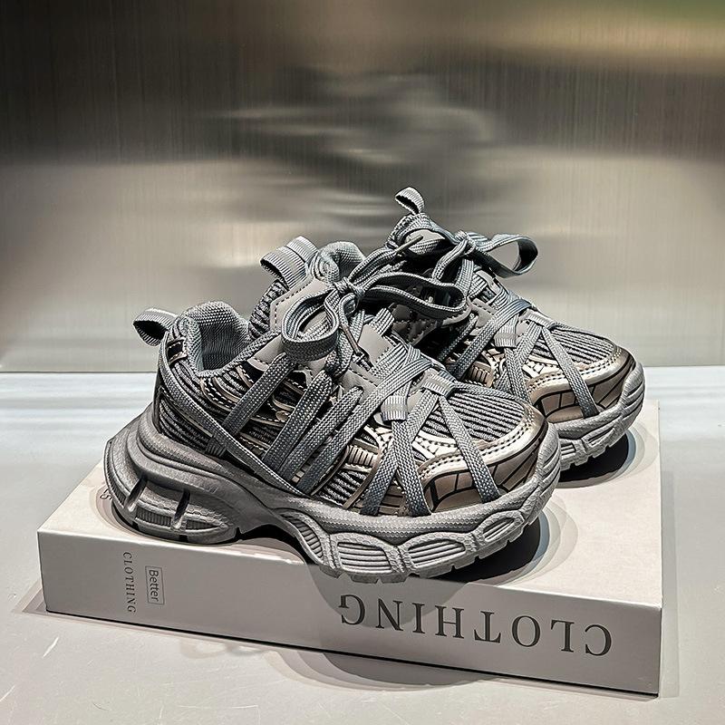Girls' and boys' athletic shoes2026Spring new collection: breathable children's sneakers, trendy running shoes with a mesh upper