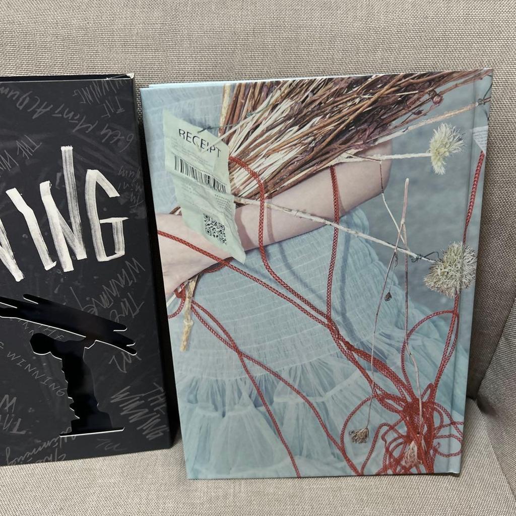 [USED] IU Album THE WINNING Win Ver