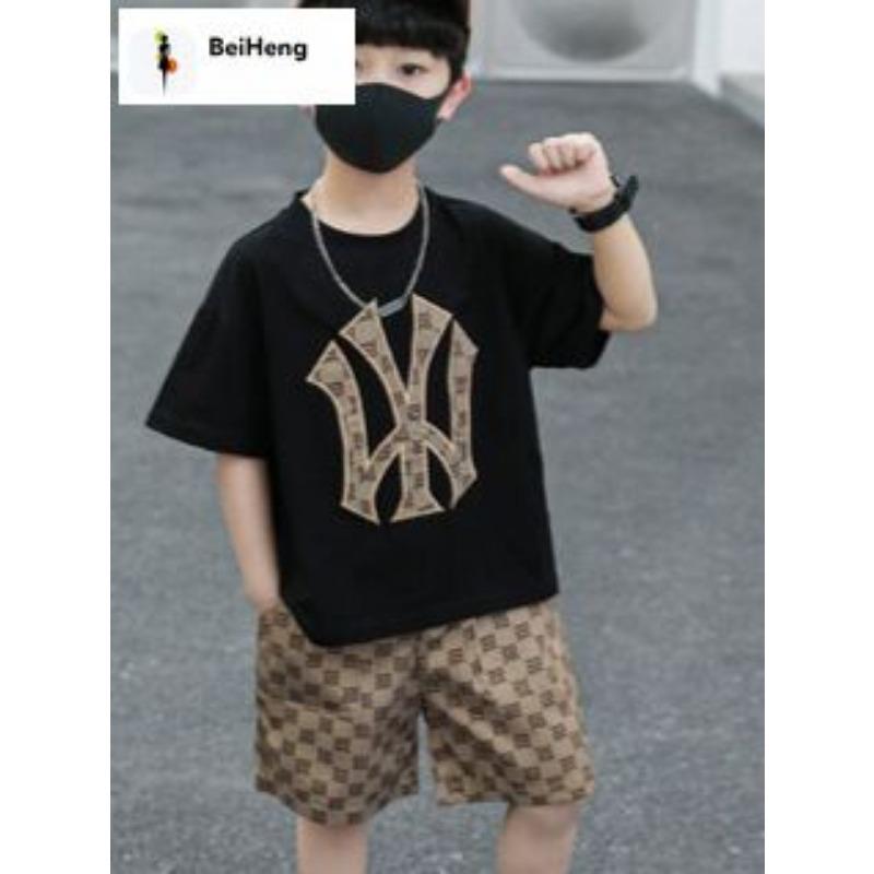 Kinder-T-Shirt und Shorts Set, bequem, hautfreundlich und atmungsaktiv, geeignet für Sport und den täglichen Gebrauch