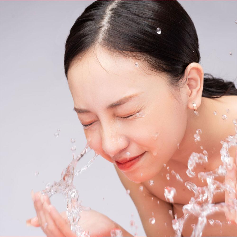 CARENEL AHA 30%+ BHA 2% peelingové sérum 30ml Pore Care Sebum Blackhead Old Dead Skin Exfoliační pH3,6