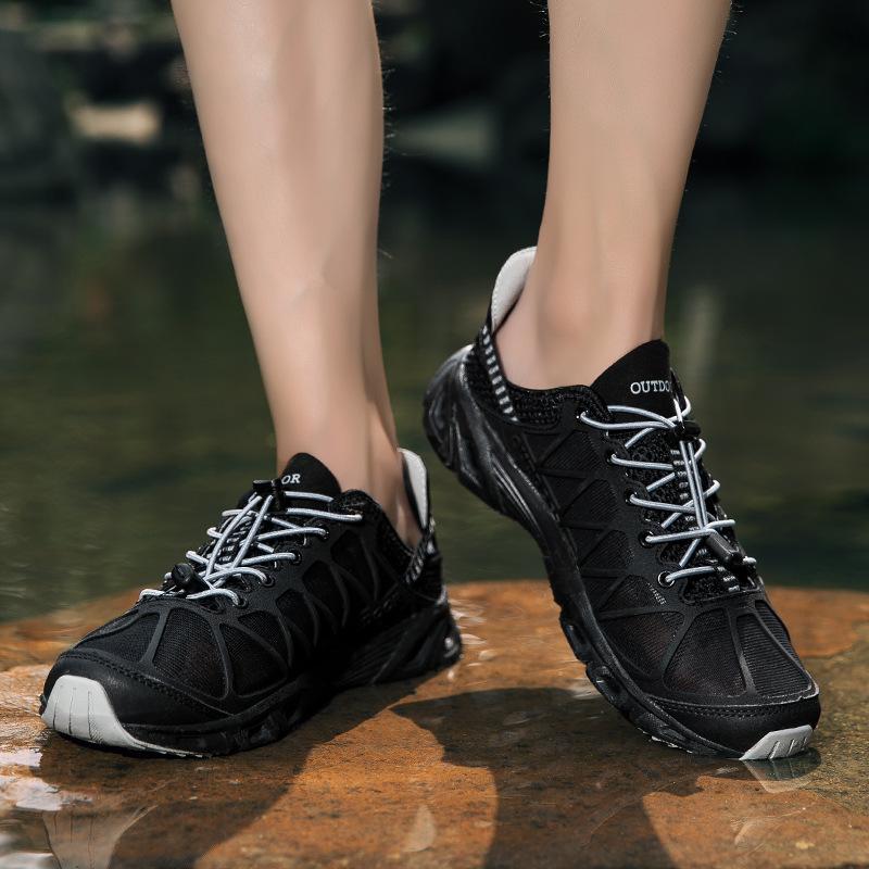 New outdoor sports sandals outdoor breathable wading shoes creek traceability single mesh hollow mesh non-slip travel shoes