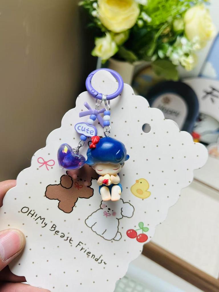 It Can Be Punched To Make A Keychain, and The Mobile Phone Chain Is Cute and Trendy To Play with.