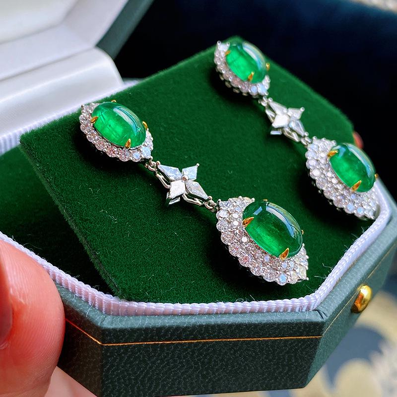 Μοντέρνα Μακριά Σκουλαρίκια από Πράσινη Χαλκηδόνα Εμπνευσμένα από Διασημότητες για Γυναίκες