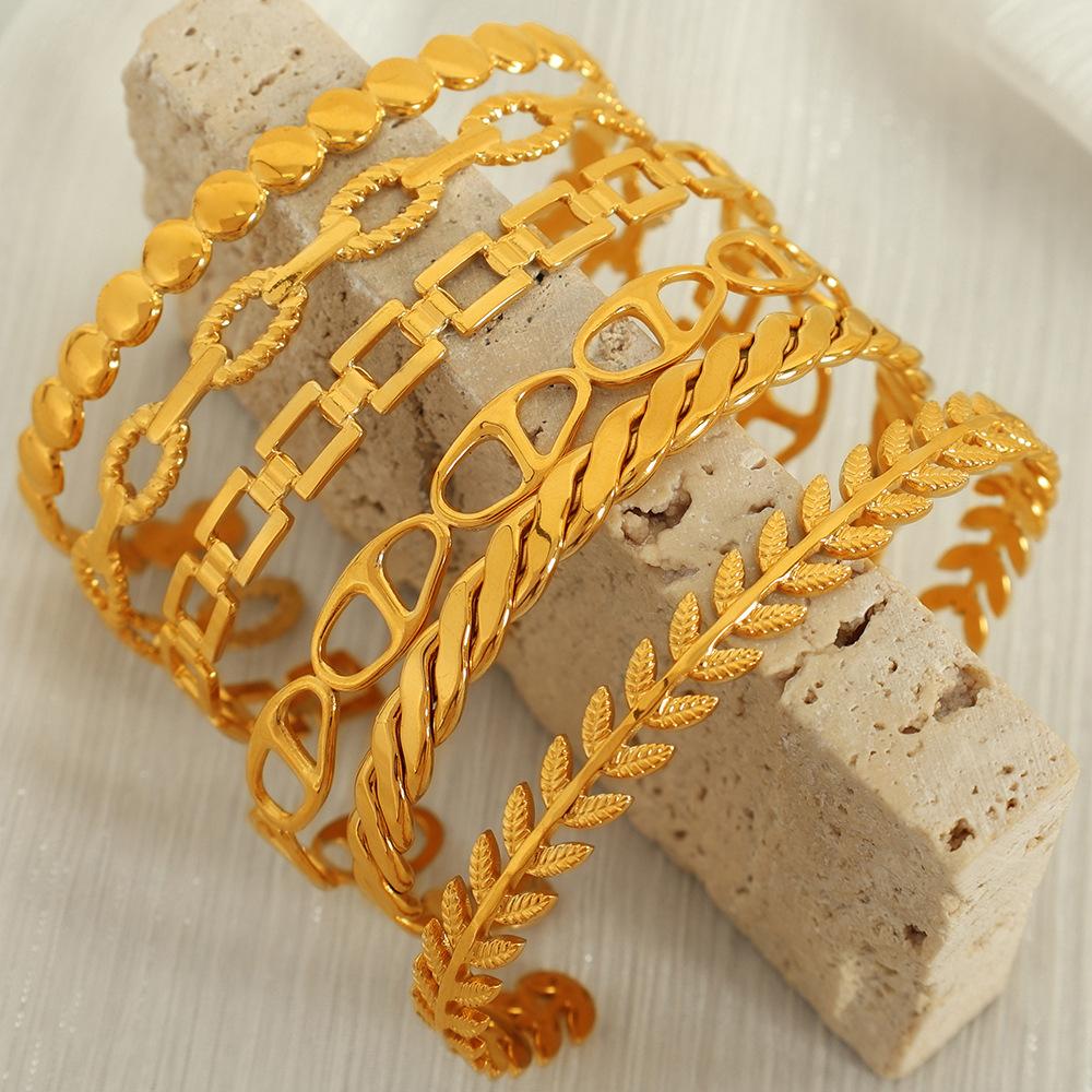 Vintage Cuban Chain Bracelet Stacked Design Sense Exaggerated C-Shaped Bracelet Women Hollow Fashion