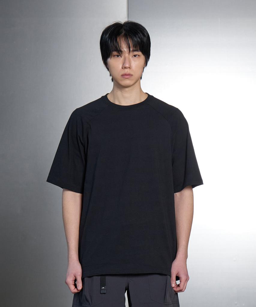 Goyoweeo Segment Cotton 1/2 T-Shirt (Black)
