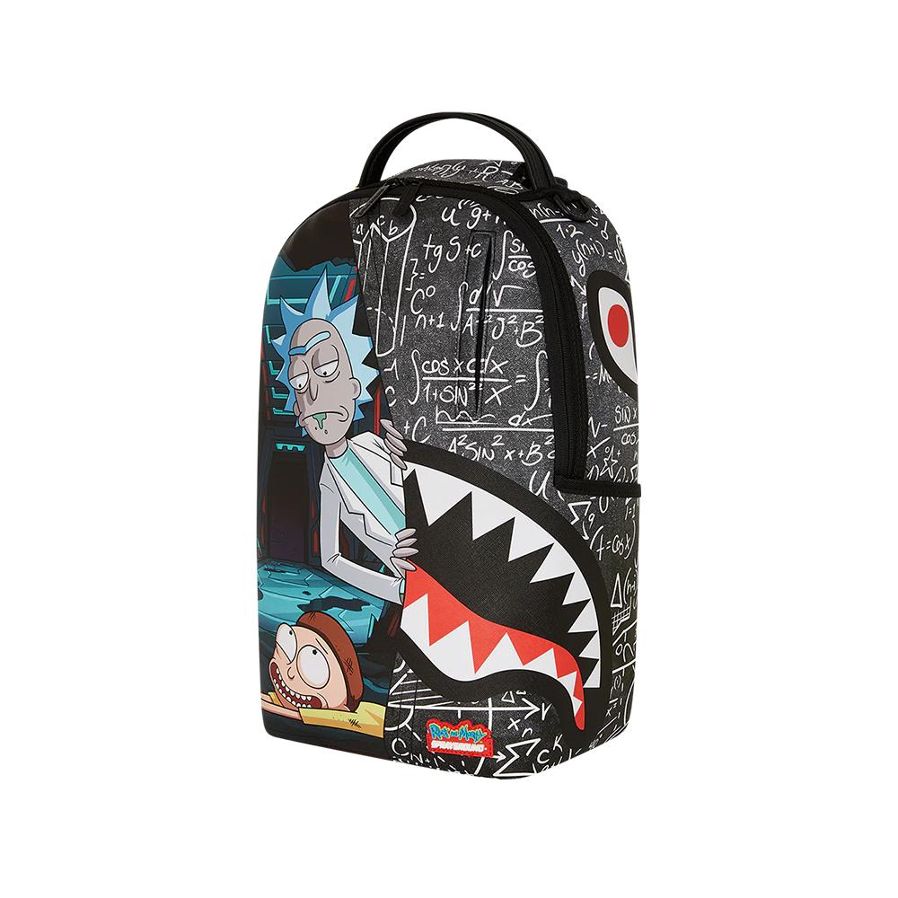 Sprayground X Rick And Morty Kolaborace Kreslený Zábavný Graffiti Patchwork Velkokapacitní Lehký PVC Batoh Unisex Batoh Vícebarevný W1135773