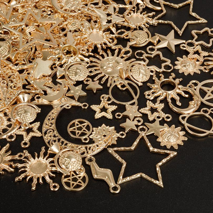 Random Mix Sun Moon Star Charms For Jewelry Making Bulk Vintage Le Soleil Metal Pendant Charm DIY Women/Men Accessories Material