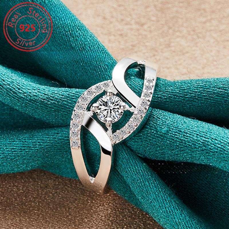 Pure Silver Geometric Synthetic Zircon Ring Is a Perfect Charming Choice for Daily Wear and Banquets