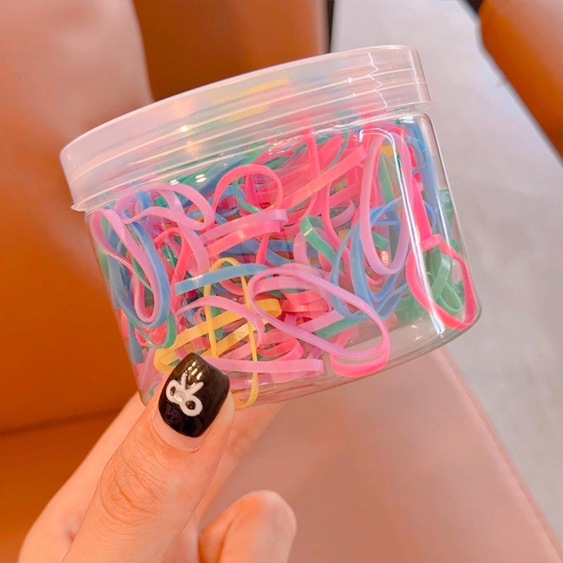 Jarred Rubber Hair Bands: No-Damage, Strong, and Unbreakable Hair Ties