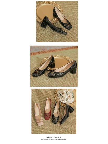 Rosa Lackleder Chunky Heel High Heels, Damen Schuhe mit eckiger Zehenpartie, Metallschnalle und Schafsleder-Innensohle.