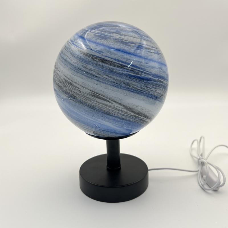 Kid Gift Planet Table Lamp Home Decoration Beside Bedroom Desk Lamp Modern Design Oriented Ornaments Atmosphere Night Lighting